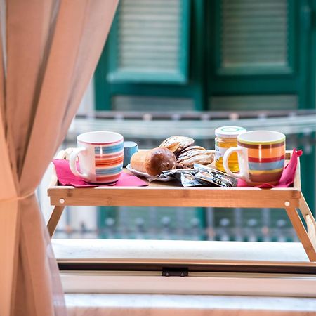 Guest Art Napoli Bed & Breakfast Exterior photo