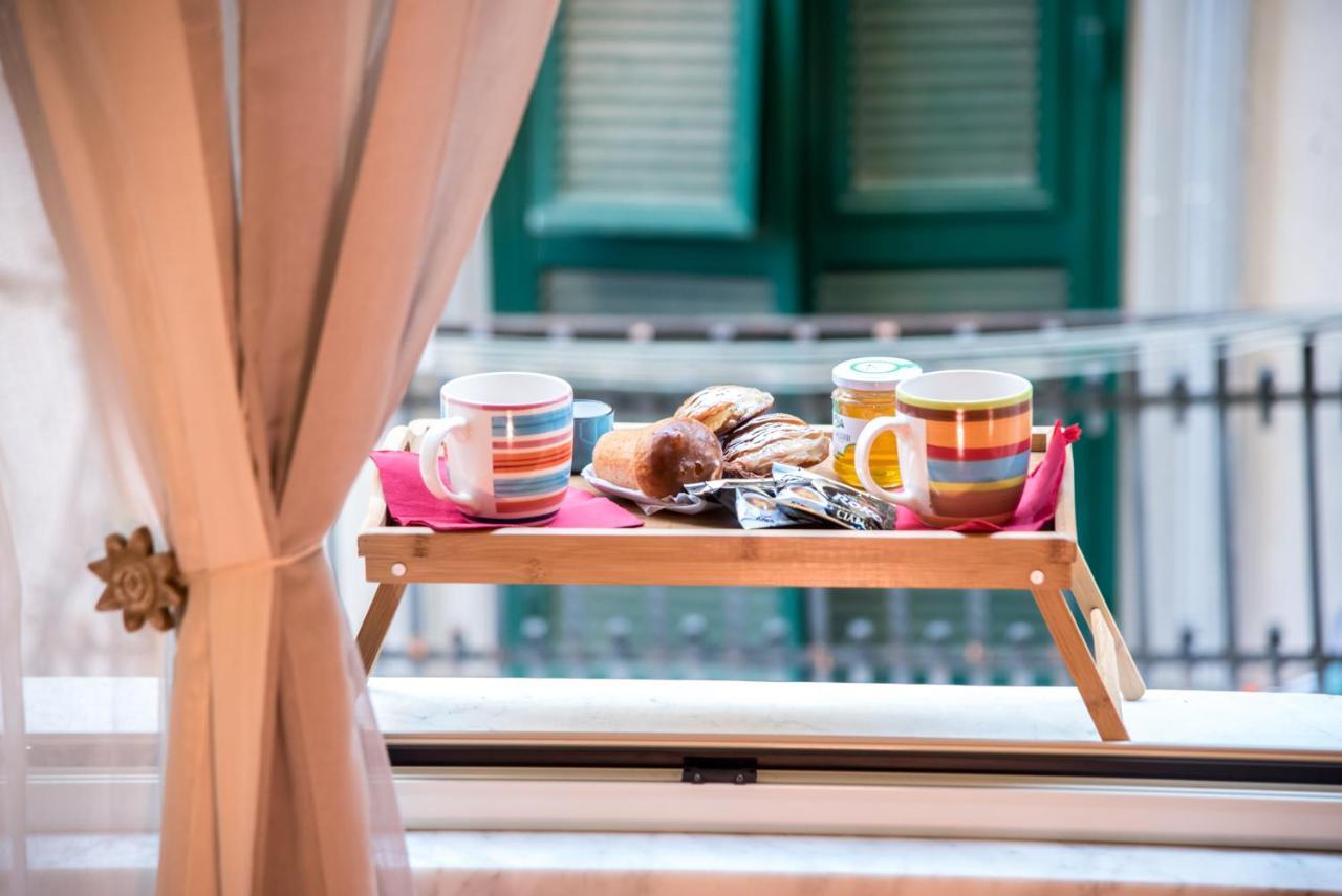 Guest Art Napoli Bed & Breakfast Exterior photo